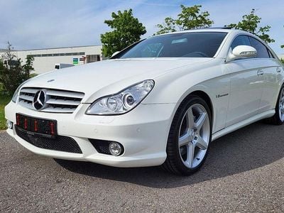Weiß Gebraucht 2006 Mercedes CLS55 AMG AMG Limousine | 39.900 €
