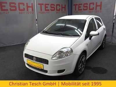 Begagnad Fiat Grande Punto Dynamic 75 HK (55 kW) 2009 Vit Halvkombi
