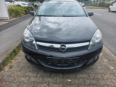 Opel Astra GTC