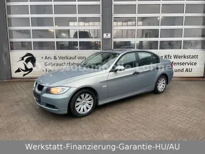 Gebraucht BMW 318 129 PS (94 kW) 2006 Blau Limousine
