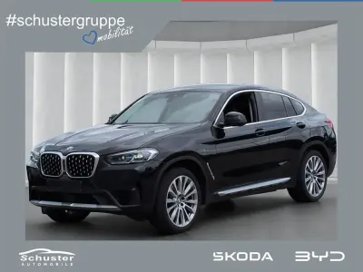 Gebraucht BMW X4 Performance 245 PS (180 kW) 2023 Black sapphire metallic SUV