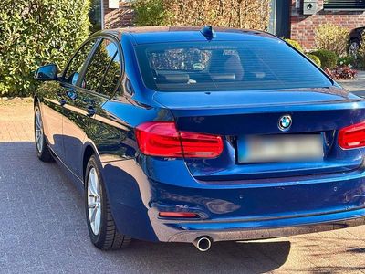 Usado BMW 316 190 HP (139 kW) 2016 Azul Sedan