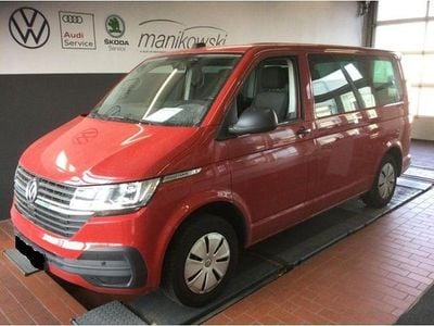 Gebraucht VW Multivan Trendline 150 PS (110 kW) 2021 Kirschrot Van
