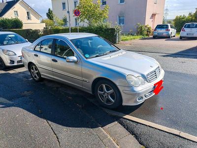 Mercedes C200