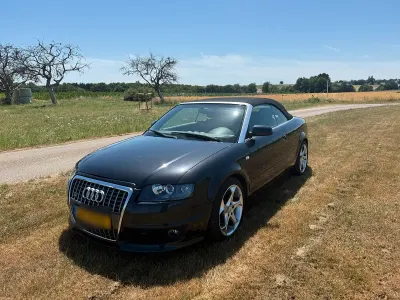 Gebraucht Audi A4 Cabriolet 220 PS (161 kW) 2002 Schwarz Cabrio