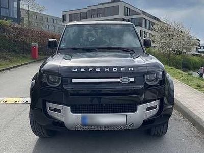 Begagnad Land Rover Defender 249 HK (183 kW) 2022 Svart SUV