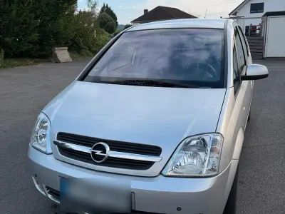 Gebraucht Opel Meriva Cosmo 125 PS (91 kW) 2004 Silber Van / Kleinbus