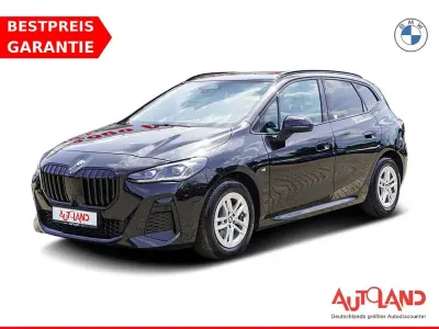 Gebraucht BMW 218 M Sport 150 PS (110 kW) 2023 Saphirschwarzmet. Kombi