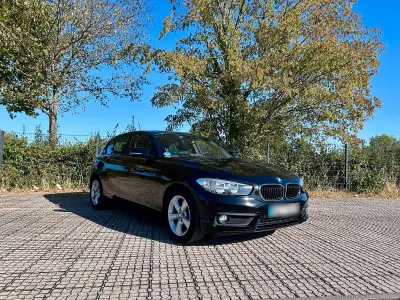 Gebraucht BMW 116 Advantage 109 PS (80 kW) 2016 Schwarz Kleinwagen