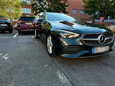 Gebraucht Mercedes C220 190 PS (139 kW) 2022 Grau Kombi