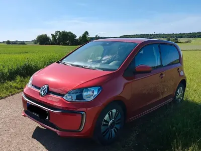 Gebraucht VW e-up! Style 61 kW (83 PS) 2022 Rot Kleinwagen