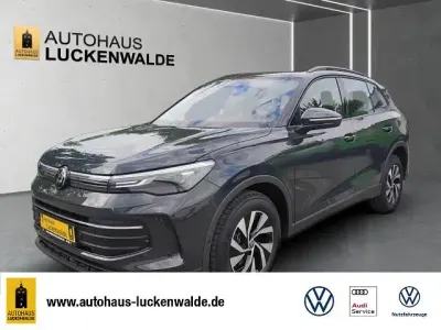 Neu VW Tiguan R 131 PS (96 kW) 2026 Grau SUV