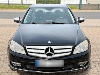 Second-hand Mercedes C230 204 CP (150 kW) 2007 Negru Berlinǎ