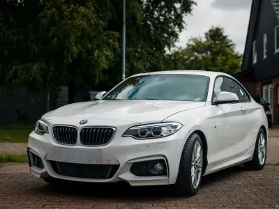 Gebraucht BMW 220 M Sport 184 PS (135 kW) 2016 Weiß Coupé