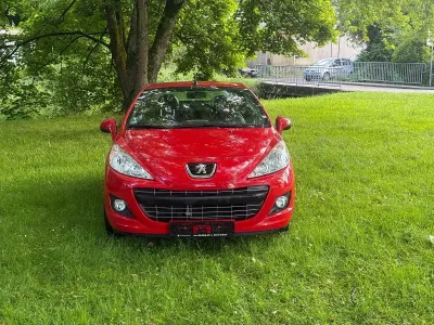 Gebraucht Peugeot 207 88 PS (64 kW) 2015 Rot Cabrio
