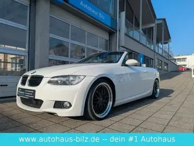 Gebraucht BMW 320 Cabriolet M Sport 177 PS (130 kW) 2009 Alpinweiss iii Cabrio