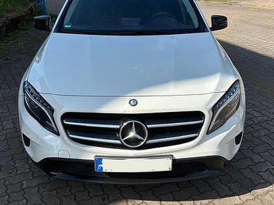 Mercedes GLA200
