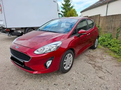 Gebraucht Ford Fiesta Cool & Connect 101 PS (74 kW) 2017 Rot Kleinwagen