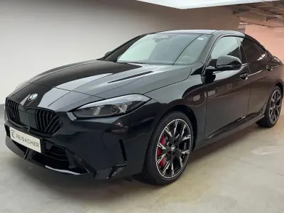 Neu BMW 220 Efficient Dynamics 170 PS (125 kW) 2026 Saphirschwarz metallic Coupé