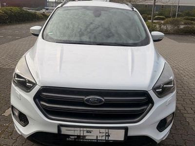 Gebraucht Ford Kuga ST-Line 242 PS (177 kW) 2018 Weiß SUV