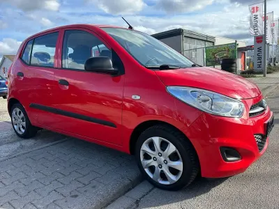 Gebraucht Hyundai i10 Classic 67 PS (49 kW) 2011 Rot Kleinwagen