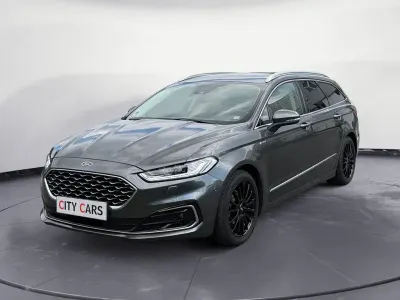 Używany Ford Mondeo Vignale 140 KM (102 kW) 2021 Szary Sedan/Limuzyna