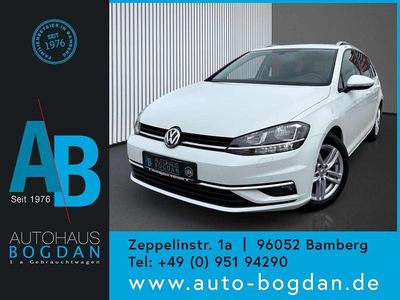 Gebraucht VW Golf VIII Highline 150 PS (110 kW) 2020 Pure white Kombi