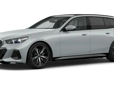 Gebraucht BMW 540 Comfort Edition 303 PS (222 kW) 2026 Grau Kombi
