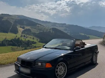 Gebraucht BMW 325 Cabriolet 192 PS (141 kW) 1994 Schwarz Cabrio