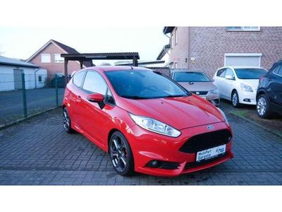 Rot Gebraucht 2017 Ford Fiesta Sport Kleinwagen | 11.200 € (Fairer Preis)