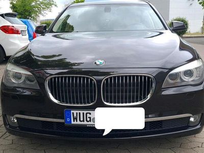 BMW 730