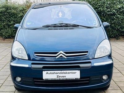 Blau Gebraucht 2004 Citroën Xsara Picasso Exclusive Van / Kleinbus | 2.500 € (Fairer Preis)