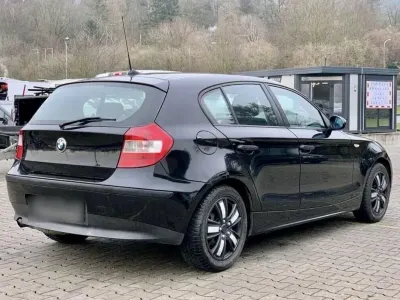 Gebraucht BMW 116 85 PS (62 kW) 2006 Schwarz Kleinwagen