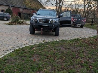 Schwarz Gebraucht 2017 Nissan Navara Abholung | 15.000 € (Etwas zu teuer)
