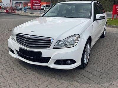Gebraucht Mercedes C180 120 PS (88 kW) 2012 Weiß Kombi