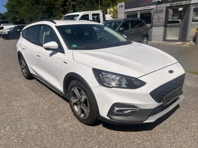 Gebraucht Ford Focus Active 125 PS (91 kW) 2020 Weiß Kombi