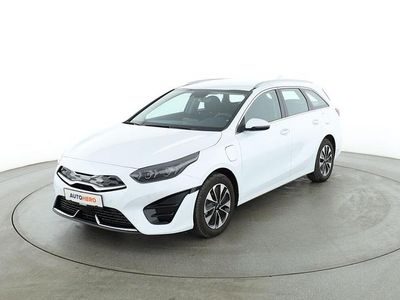 Weiß Gebraucht 2022 Kia Ceed Spirit Kleinwagen | 20.130 € (Guter Preis)