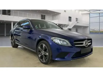 Gebraucht Mercedes C300e 306 PS (225 kW) 2021 Brillantblau (metallic) Kombi