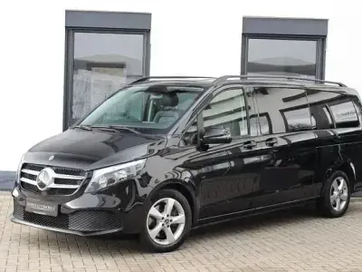Gebraucht Mercedes 220 Avantgarde 163 PS (119 kW) 2020 Schwarz Limousine