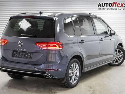 Neu VW Touran R-line 150 PS (110 kW) 2026 Delfingrau metallic (b0) Van / Kleinbus