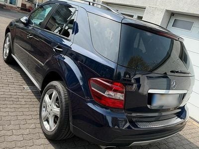Usata Mercedes ML280 190 CV (139 kW) 2008 Blu SUV
