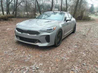 Gebraucht Kia Stinger GT 370 PS (272 kW) 2020 Grau Kleinwagen