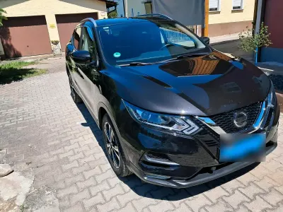 Gebraucht Nissan Qashqai 150 PS (110 kW) 2020 Schwarz SUV