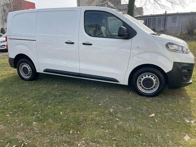 Second-hand Citroën Jumpy 144 CP (105 kW) 2022 Alb Monovolum