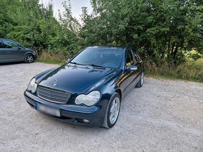 Mercedes C180