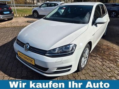 Gebraucht VW Golf VII Comfortline 110 PS (80 kW) 2016 Pure white (metallic) Limousine