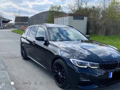 Gebraucht BMW 330 M Sport 258 PS (189 kW) 2021 Schwarz Kombi
