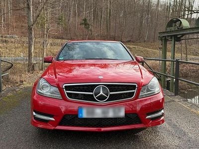 Rot Gebraucht 2011 Mercedes C350 AMG Limousine | 9.500 € (Fairer Preis)