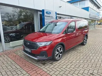 Gebraucht Ford Grand Tourneo Connect Active 122 PS (89 kW) 2024 Rot Van / Kleinbus