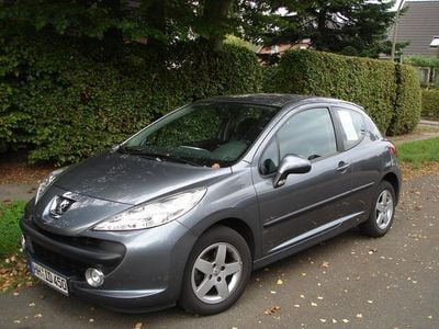 Gebraucht Peugeot 207 Urban Move 73 PS (53 kW) 2009 Grau metallic Limousine